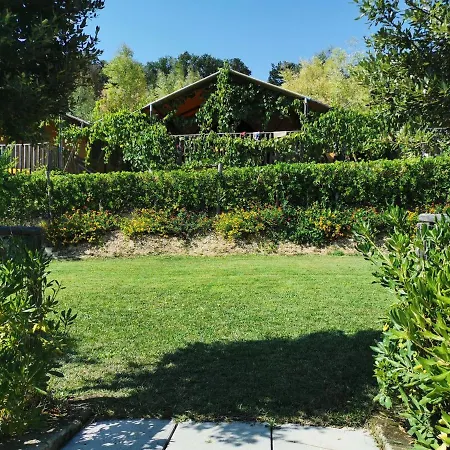 Inviting Tent In With Shared Pool Massignano